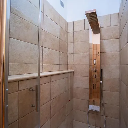 D'anzi فندق مبيت وإفطار جينوسا